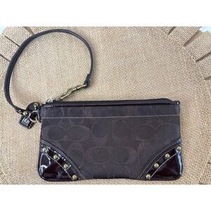 Coach Signature Jacquard Wristlet Mahogany Patent Leather Studded Brown Clutch